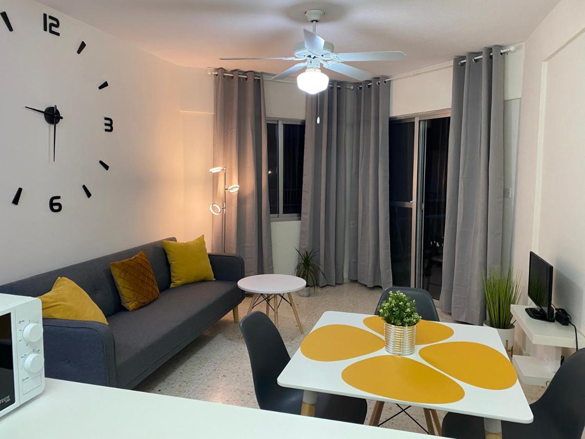 Diamond Apartment With Stunning Sea View Paphos Esterno foto